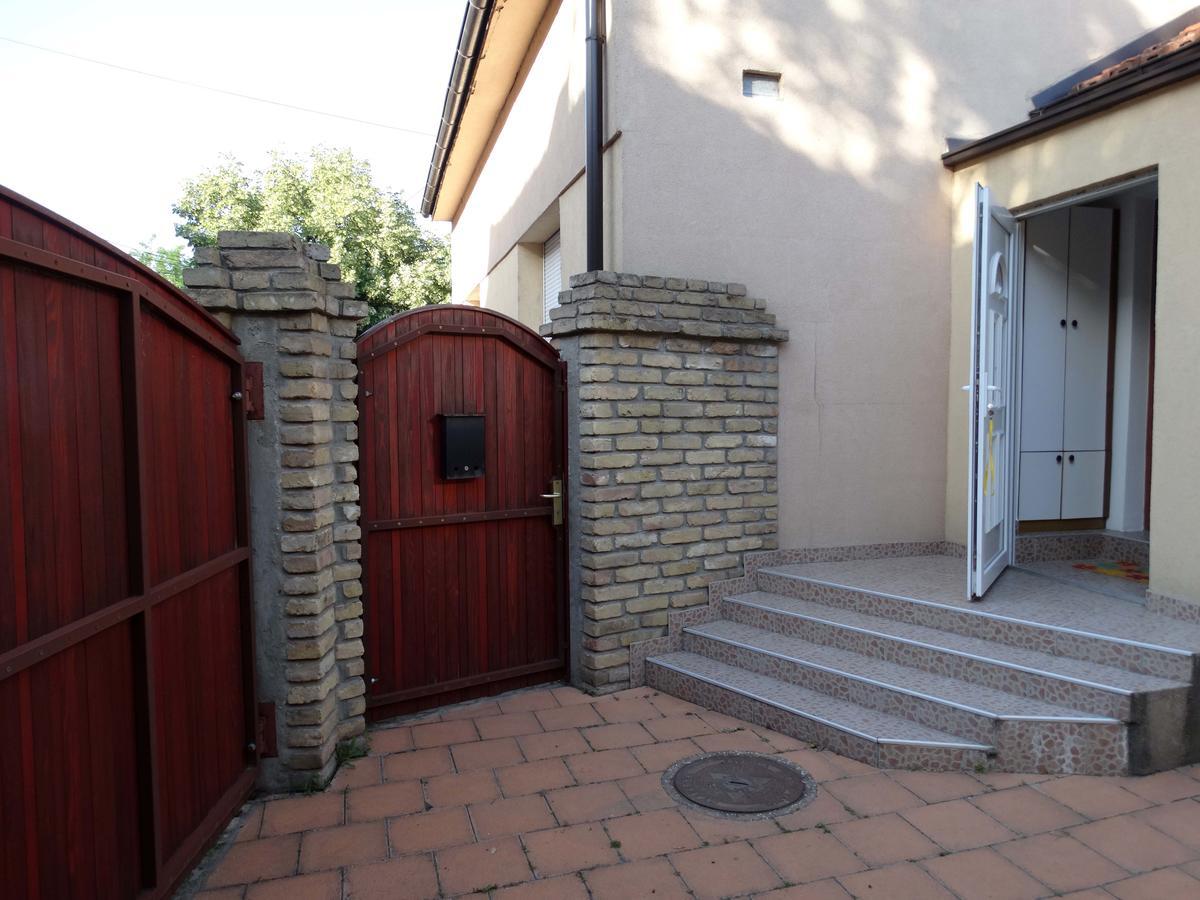 Marijana - Center Apartment Novi Sad Exterior foto
