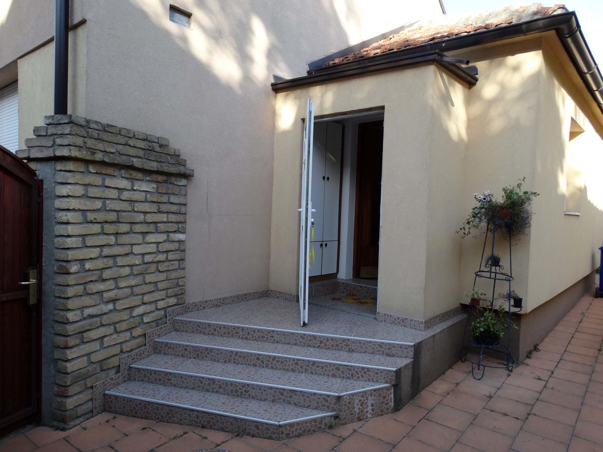 Marijana - Center Apartment Novi Sad Exterior foto